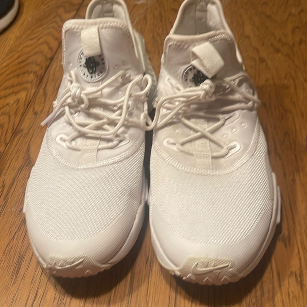 Nike women’s  Air Huarache Drift Running size 10
